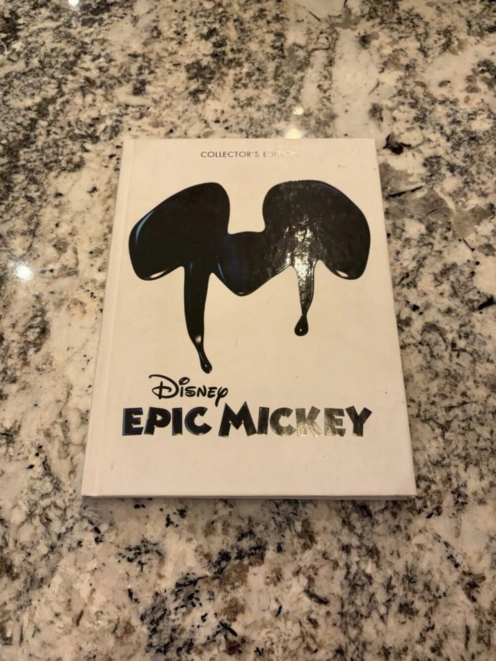 Disney Epic Mickey Collectors Edition Strategy Guide HC